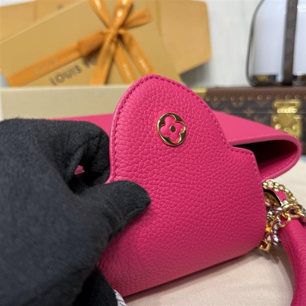 2026120164253228 270